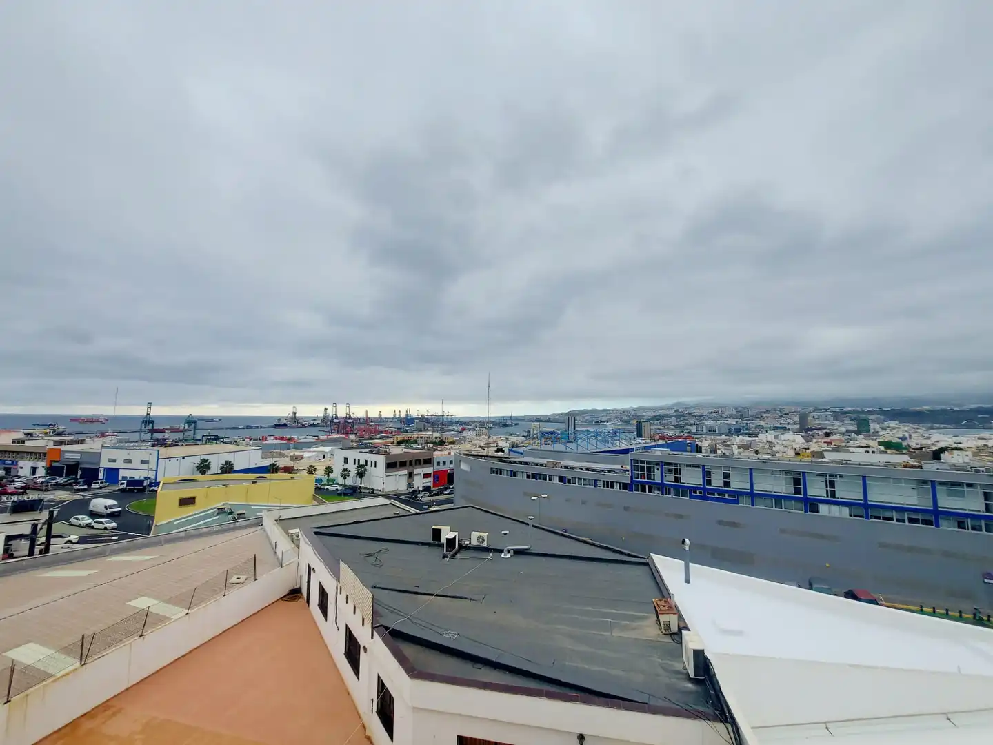 Exterior view of Industrial buildings for sale in Las Palmas de Gran Canaria