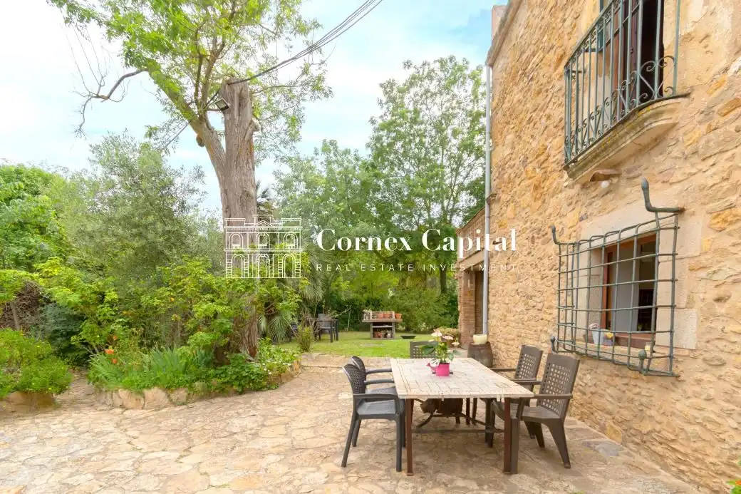 Country house with garden for sale in Forallac, imagen 7