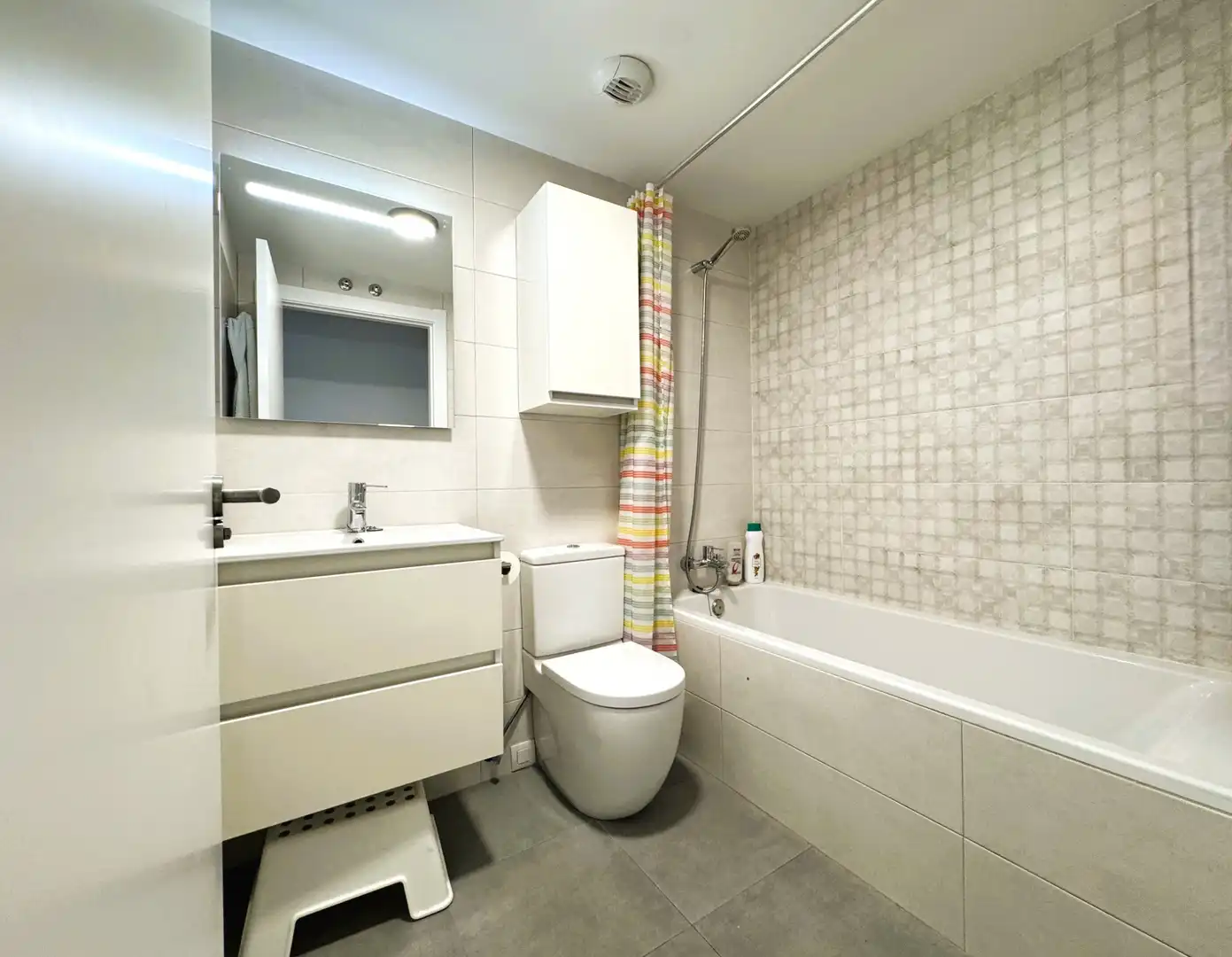 Baño de Piso en venta en Urduliz con Calefacción, Parquet y Terraza