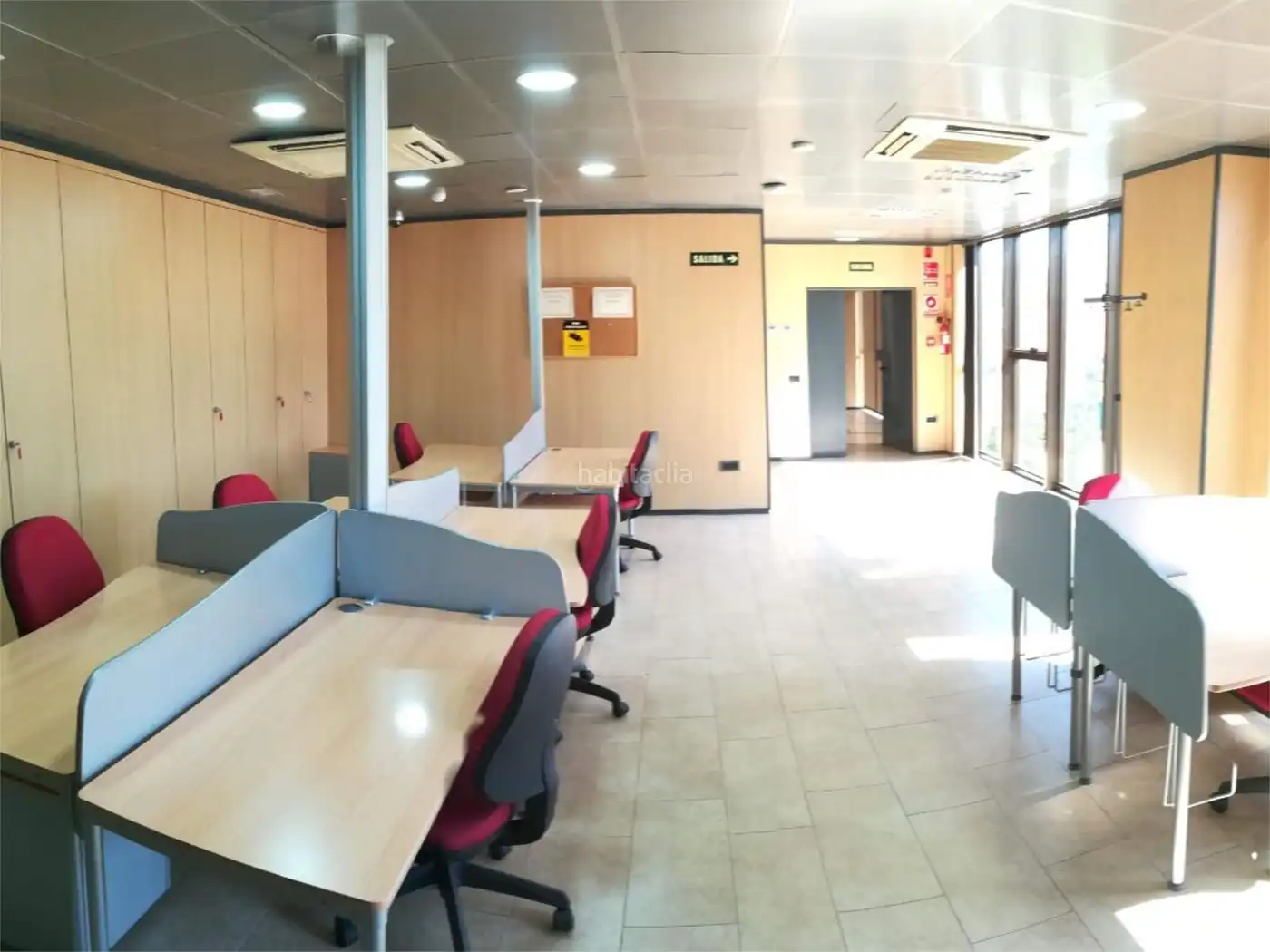 Büro zur Miete in Avenida Blas Infante 67