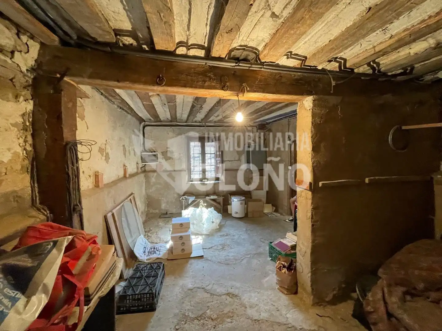 Houses for sale in Cihuri  with Heating, Private garden and Storage room