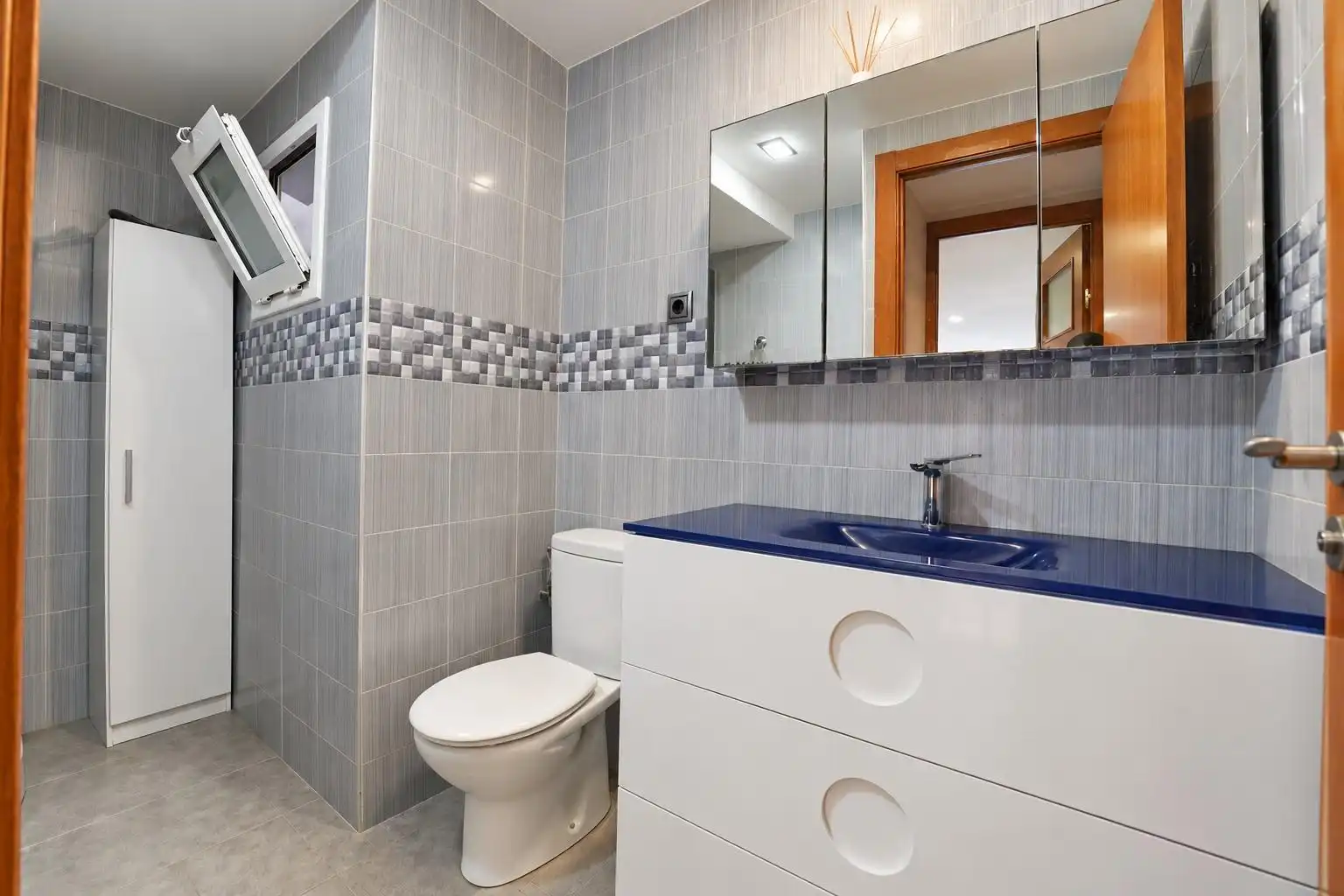 Baño de Casa adosada en venta en Centre