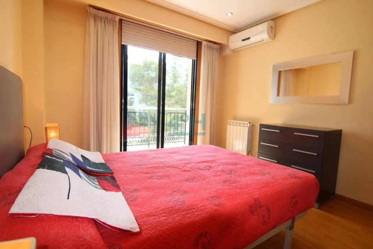 Bedroom of Study for rent in Ourense Capital   with Air Conditioner, Heating and Parquet flooring
