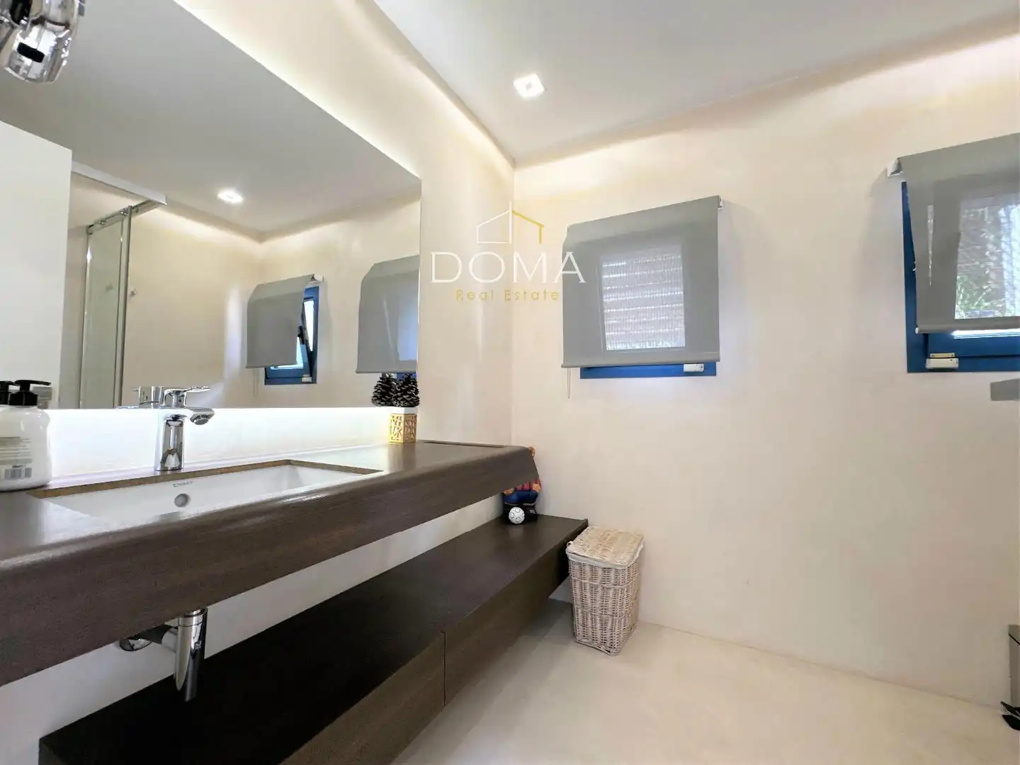 Baño de Casa o chalet en venta en Barcelona con Aire acondicionado, Calefacción y Jardín privado