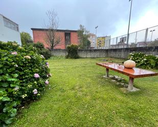 Jardí de Casa adosada en venda en Narón amb Terrassa