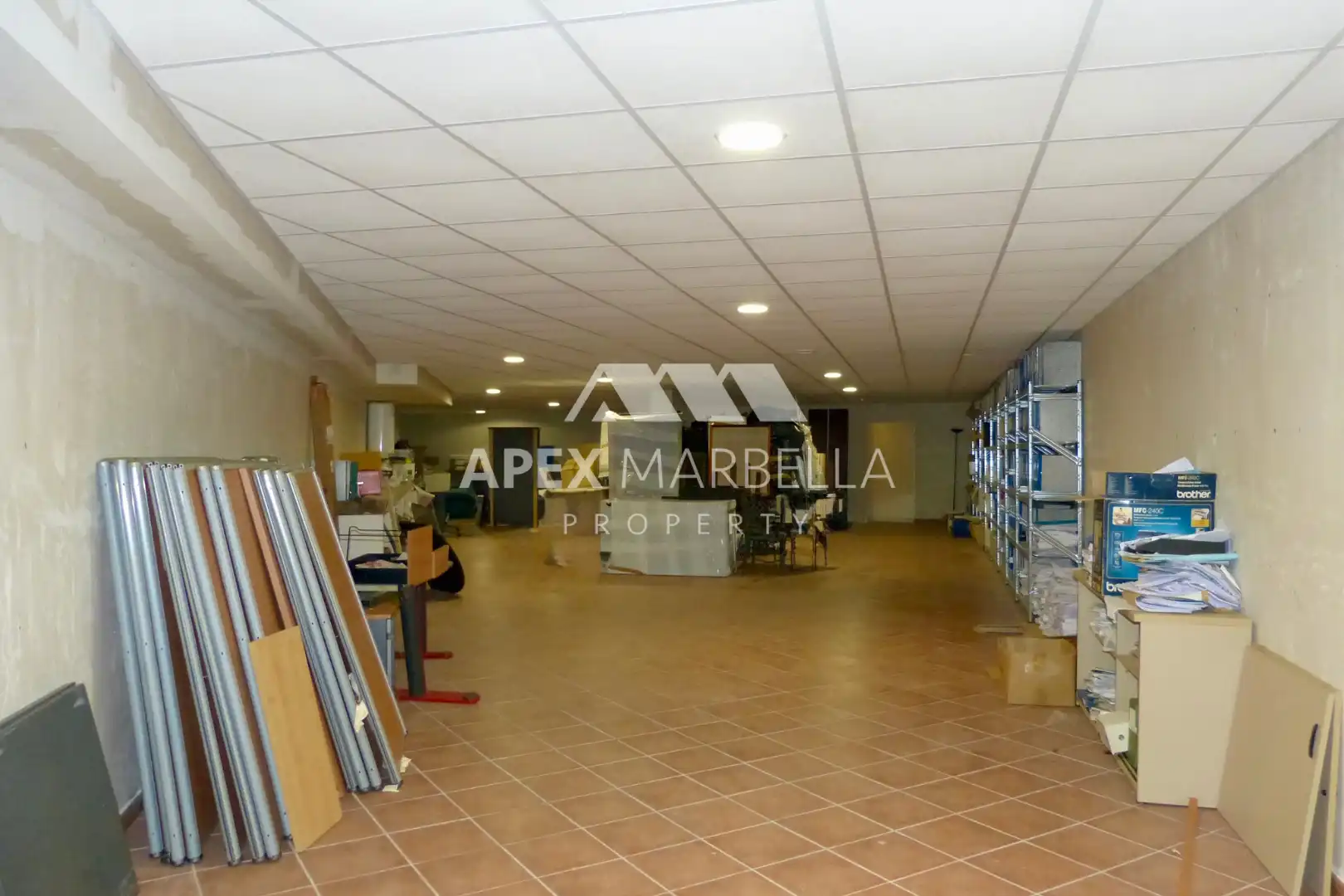 Local en venda en Marbella amb Aire condicionat, Moblat i Internet