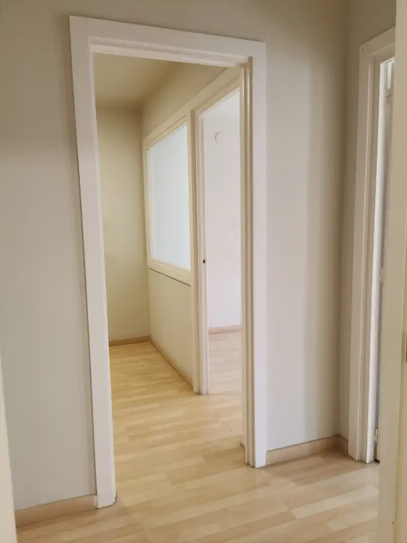 Office for sale in Manresa  with Air Conditioner