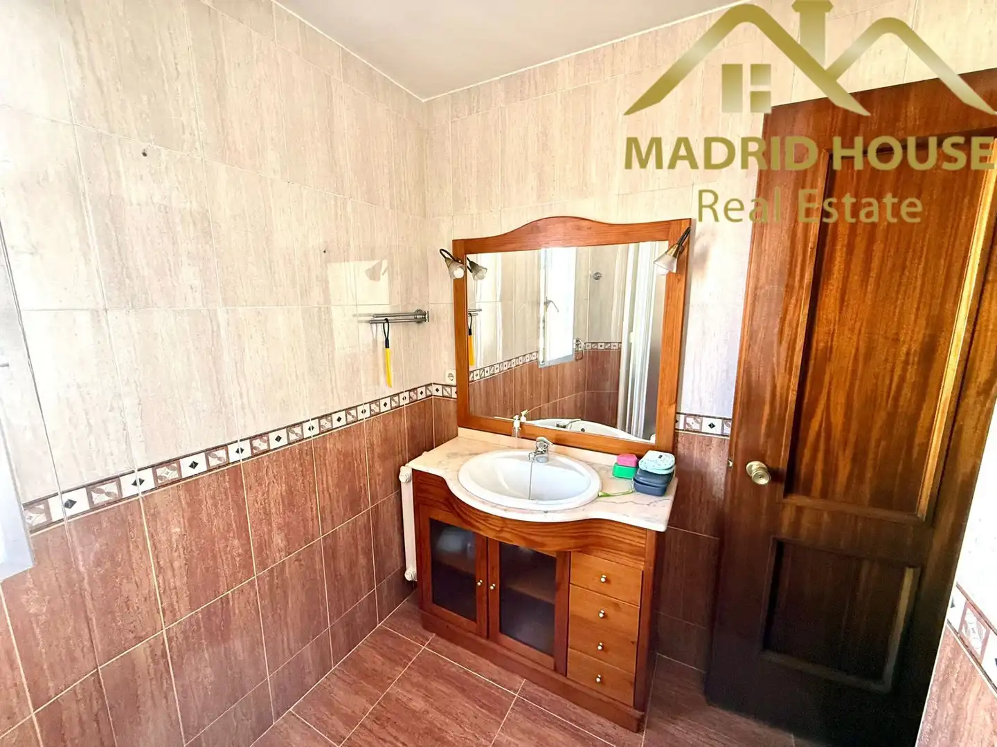 Badezimmer von Wohnung zum Verkauf in Madrid mit Heizung und Terrasse