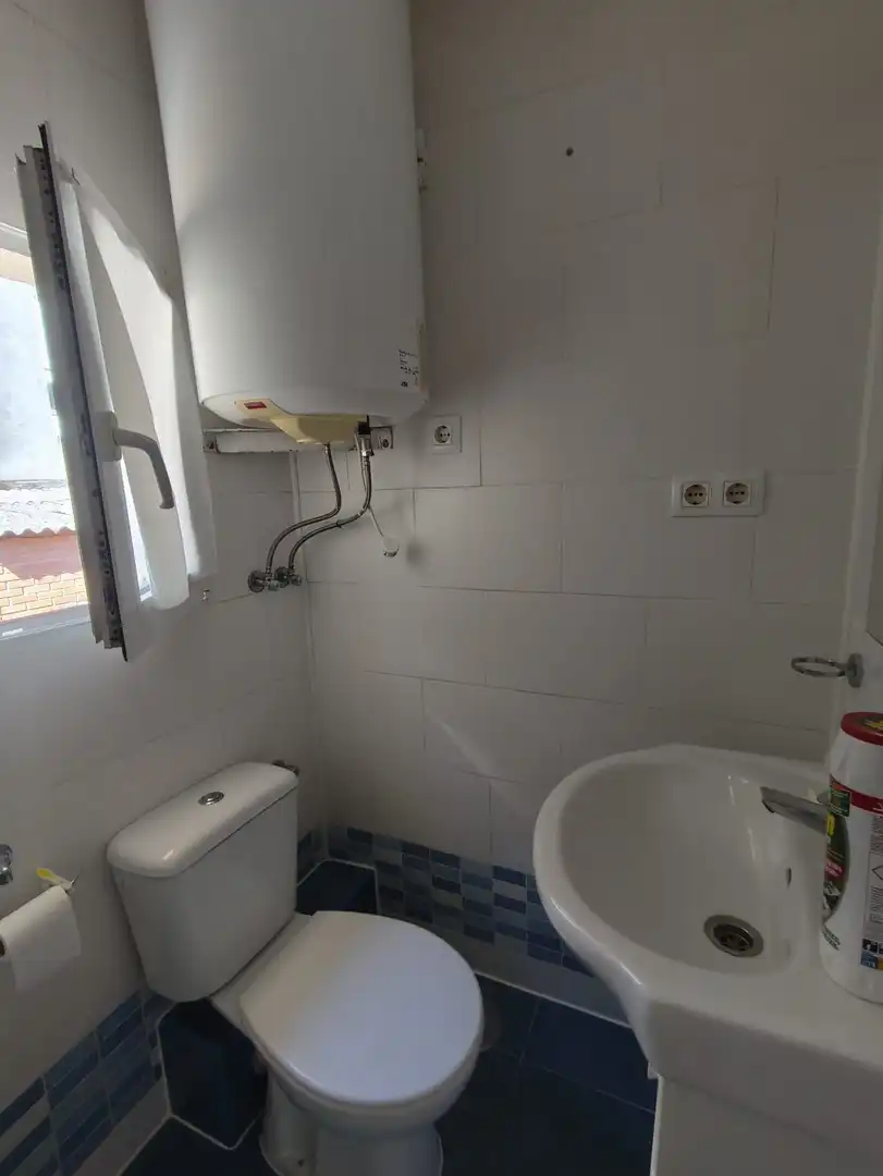 Baño de Casa o chalet en venta en Campo Real con Calefacción y Amueblado