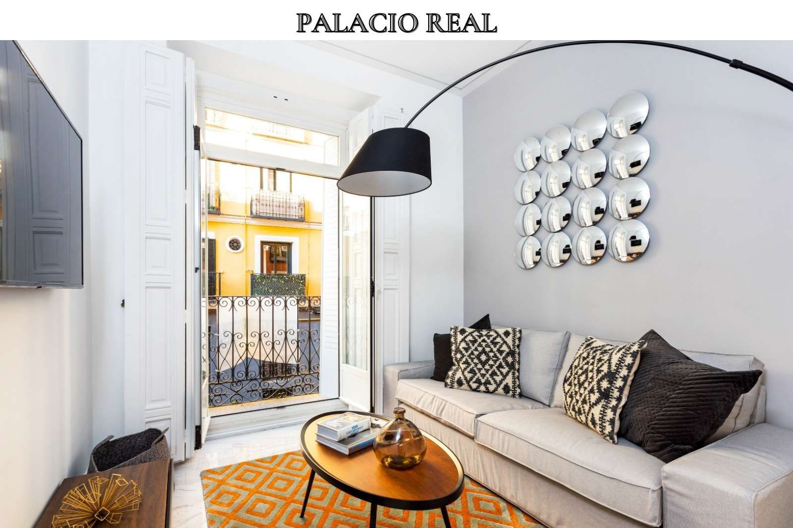 Sala d'estar de Apartament per a compartir en  Madrid Capital amb Aire condicionat, Terrassa i Moblat