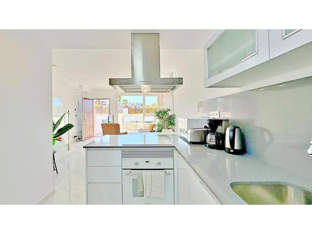 Casa o xalet en venda a Residencial Los Altos De la Laguna, Los Balcones - Los Altos