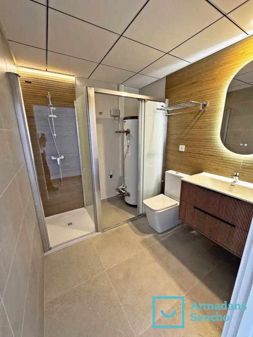 Bathroom of Attic for rent in Salou  with Air Conditioner, Heating and Storage room