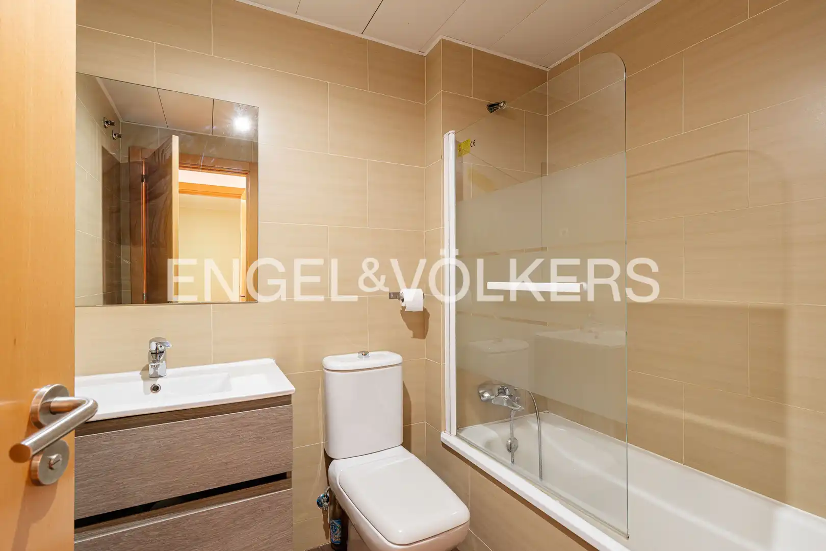 Baño de Piso en venta en Coslada con Aire acondicionado, Calefacción y Parquet