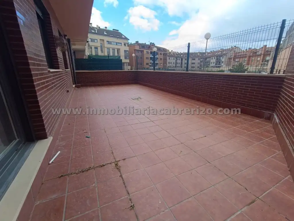 Terraza de Apartamento en venta en Villamediana de Iregua con Calefacción, Jardín privado y Parquet