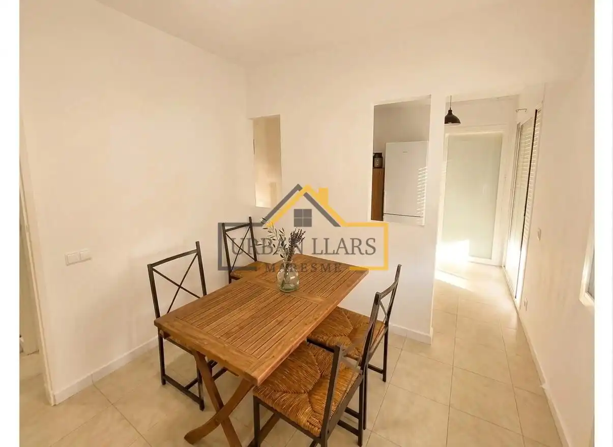 Comedor de Casa adosada en venta en La Roca del Vallès con Aire acondicionado, Calefacción y Terraza