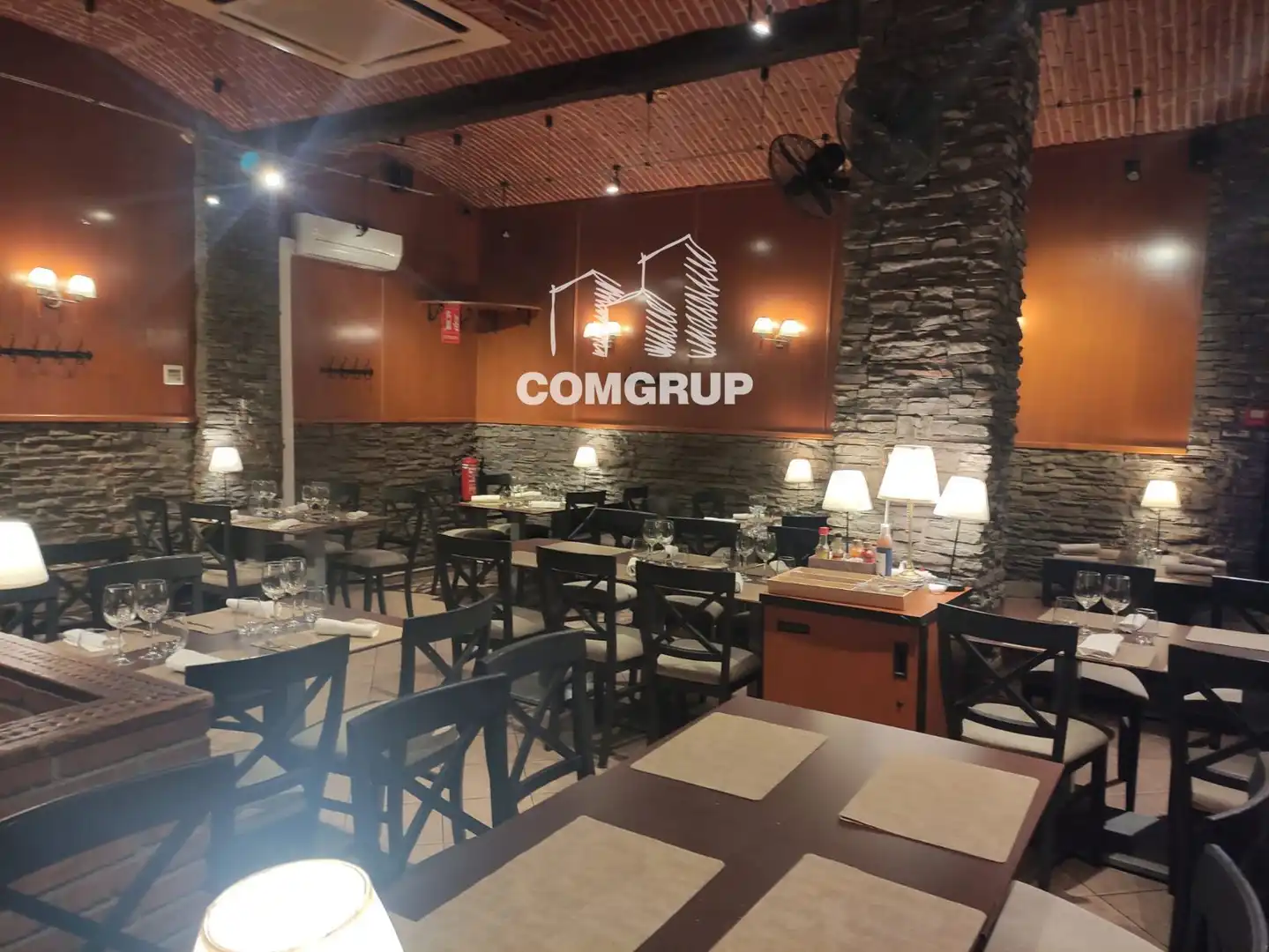 Local en traspaso en Badalona con Aire acondicionado, Amueblado y Internet