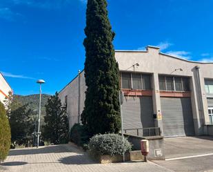 Vista exterior de Nau industrial en venda en Argentona