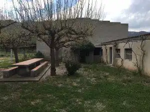 Jardí de Nau industrial en venda en La Riba