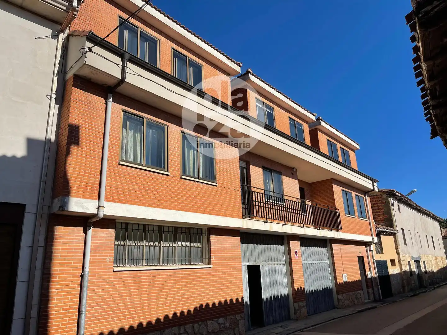 Vista exterior de Casa o xalet en venda en Ibeas de Juarros amb Calefacció i Moblat