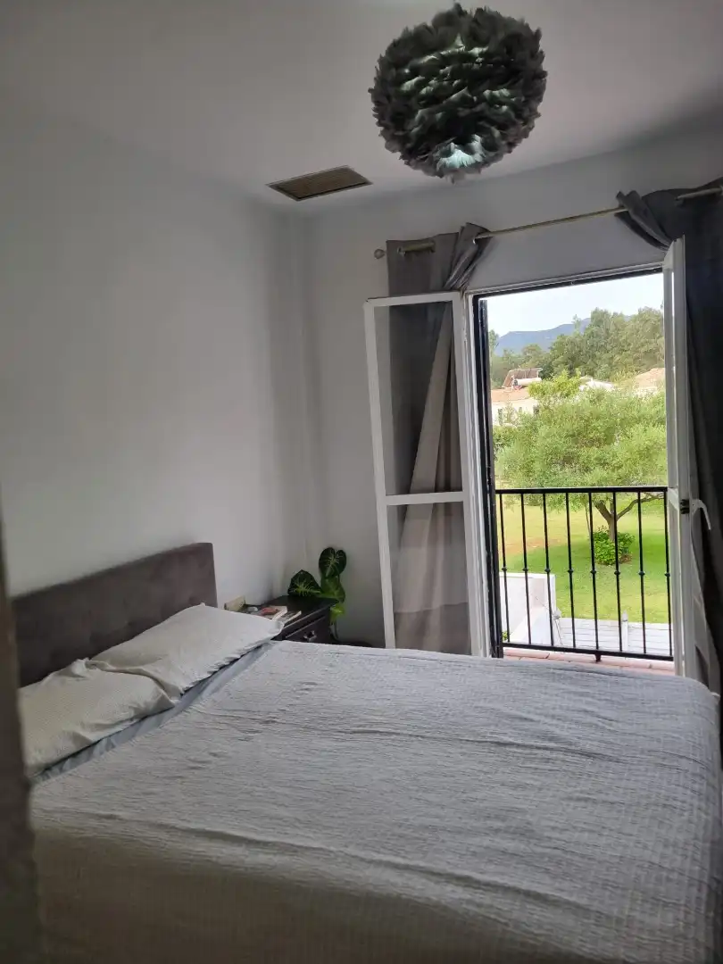 Habitación de Casa o chalet de alquiler en Los Barrios con Jardín privado, Terraza y Amueblado