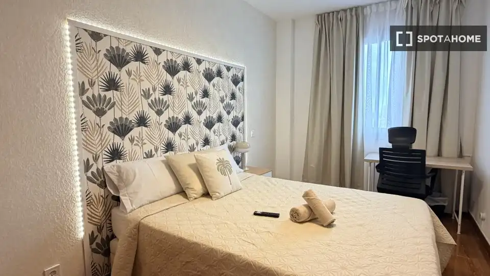 Habitación de Piso para compartir en Las Palmas de Gran Canaria con Aire acondicionado, Terraza y Amueblado