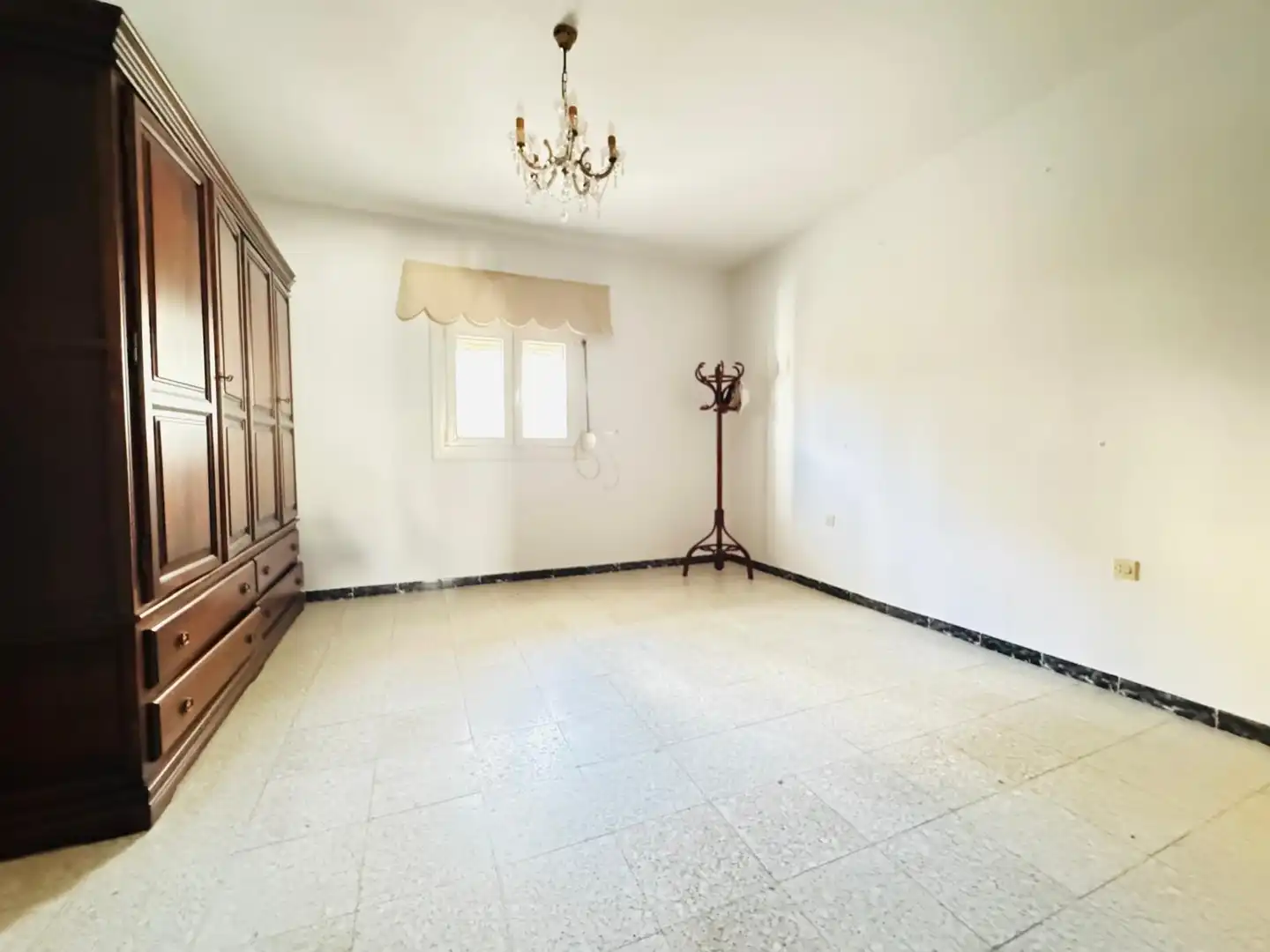 Bedroom of Houses for sale in Algeciras  with Storage room