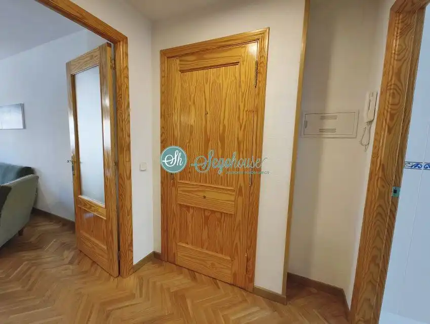 Wohnung zur Miete in Segovia mit Heizung, Parkett und Terrasse