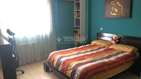 Foto 3 de Piso en venta en Reyes, Parla