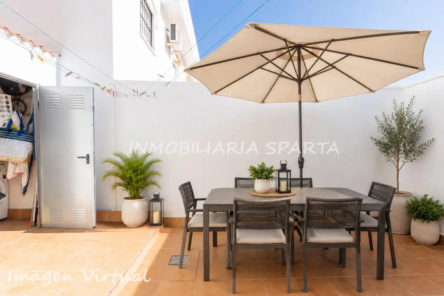 Terrace of Detached homes for sale in Benacazón  with Air Conditioner, Heating and Oven