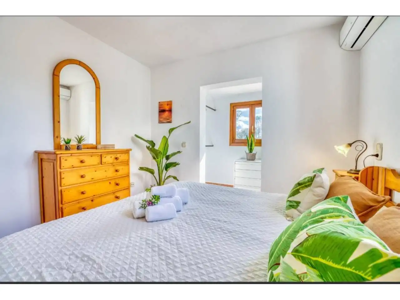 Schlafzimmer von Country house zur Miete in Lloret de Vistalegre mit Klimaanlage, Privatgarten und Terrasse
