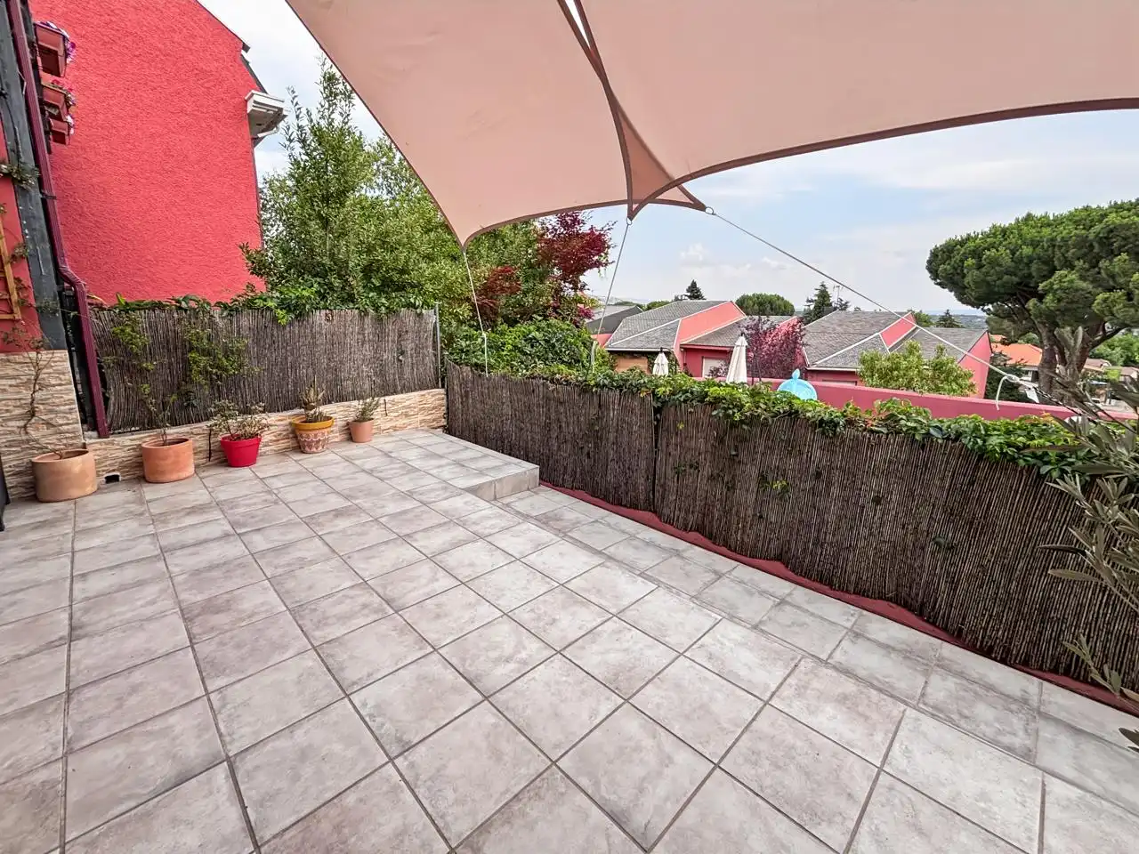 Terrassa de Casa o xalet en venda en Collado Mediano amb Aire condicionat, Terrassa i Piscina comunitària