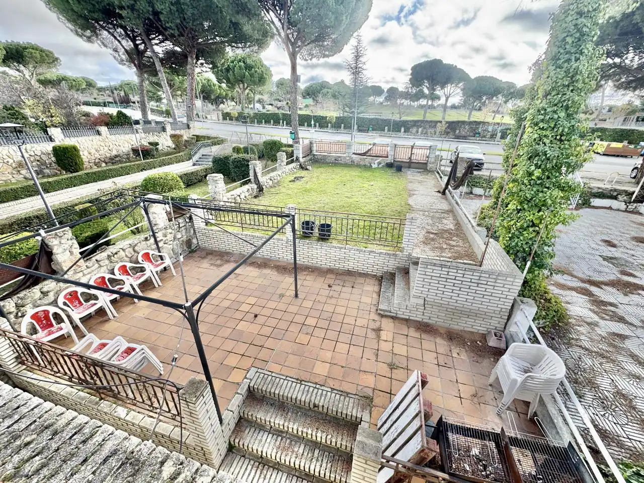 Jardín de Local en venta en Maello con Aire acondicionado