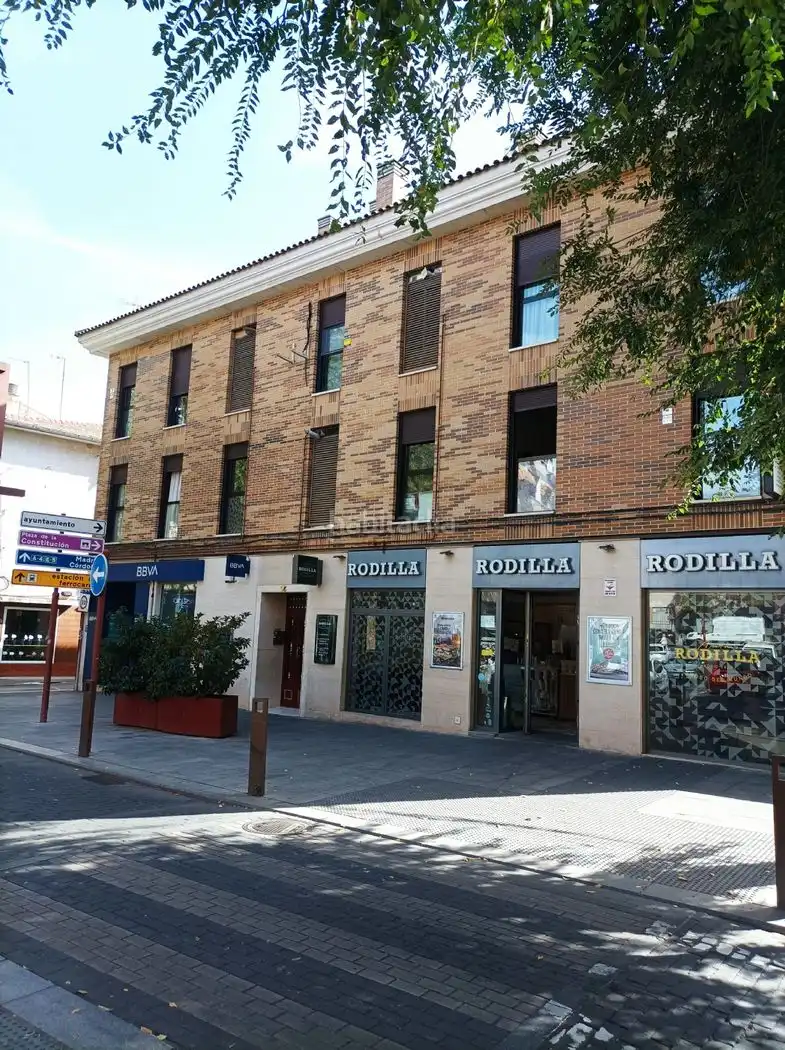 Motorradstellplatz zur Miete in Calle Estrella de Elola 14