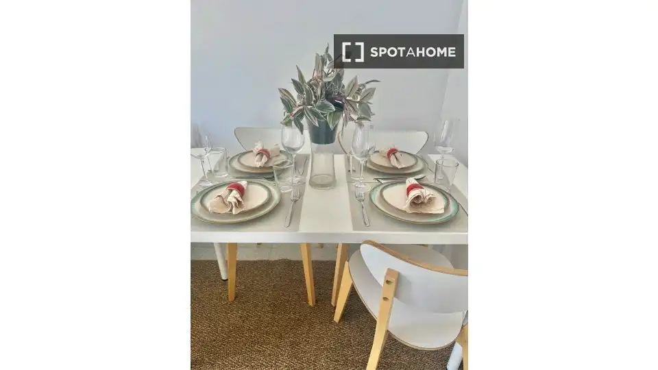 Dining room of Flat for rent in  Barcelona Capital  with Air Conditioner, Heating and Furnished