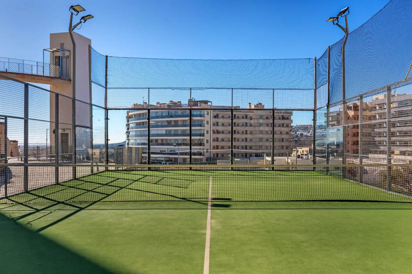 Terrassa de Apartament en venda en Elche / Elx amb Aire condicionat, Calefacció i Jardí privat