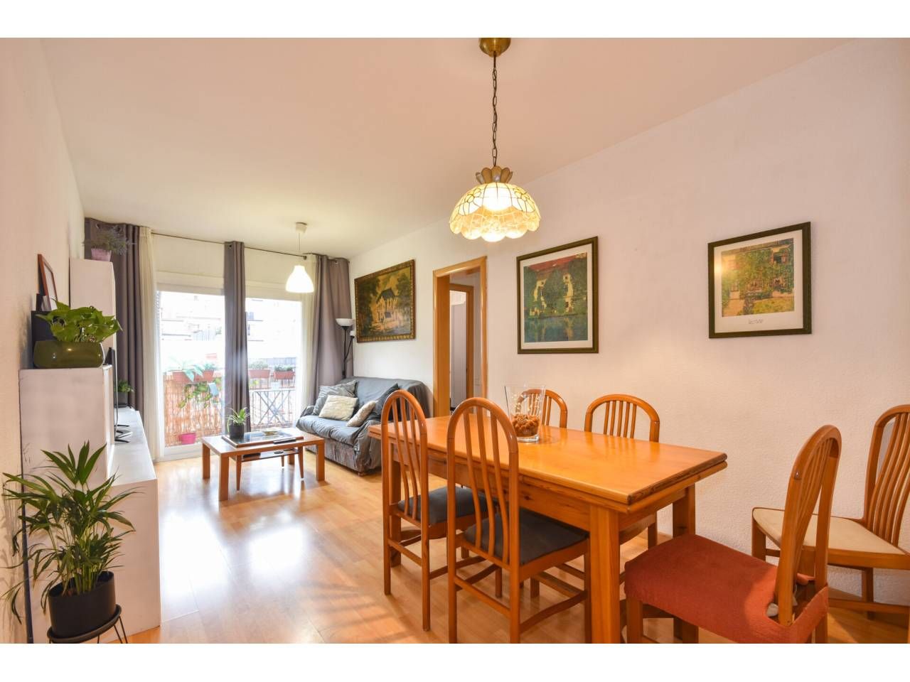 Vista exterior de Pis en venda en  Barcelona Capital amb Calefacció i Balcó