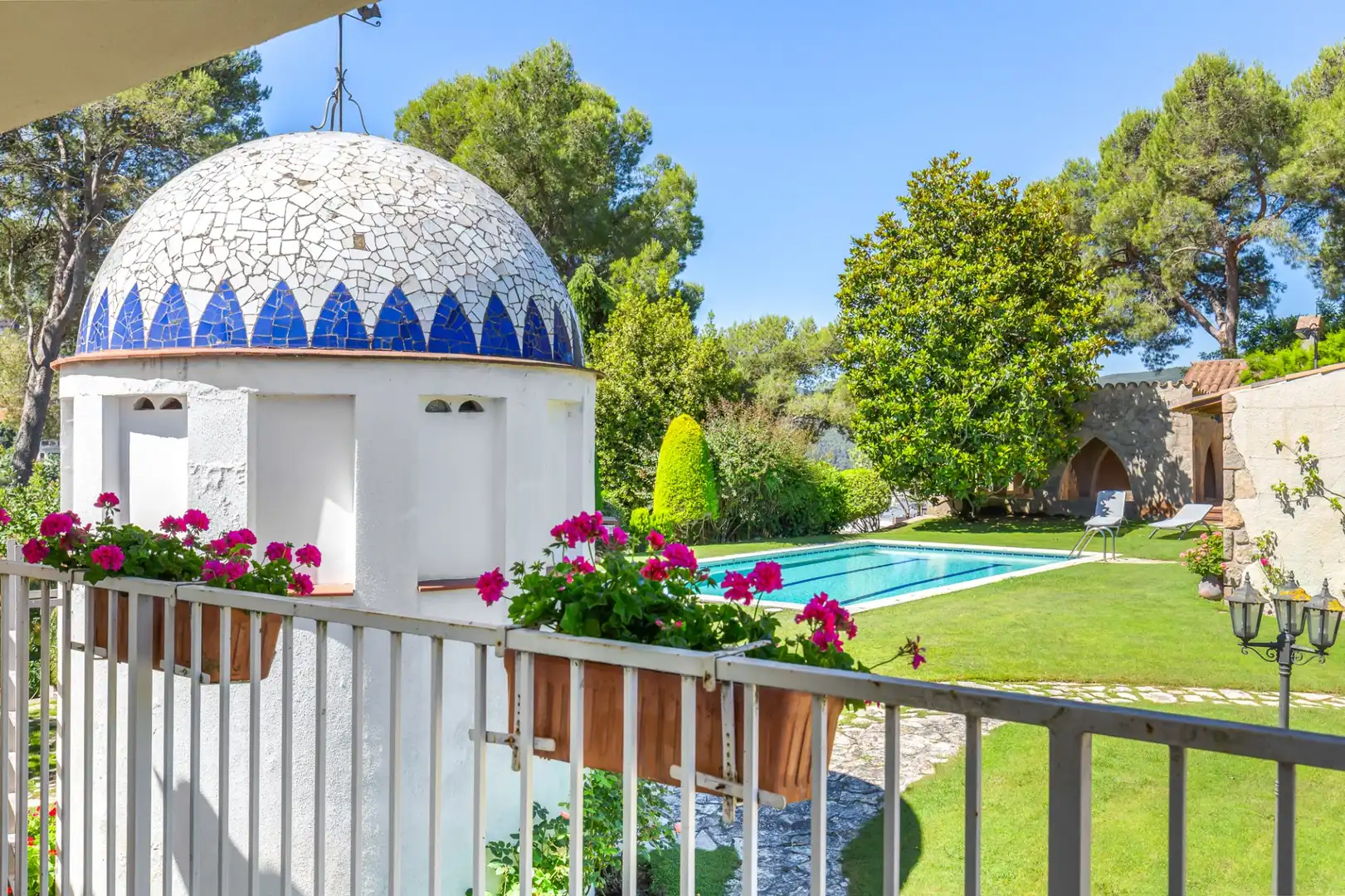 Piscina de Finca rústica en venda en Corbera de Llobregat amb Aire condicionat, Calefacció i Terrassa