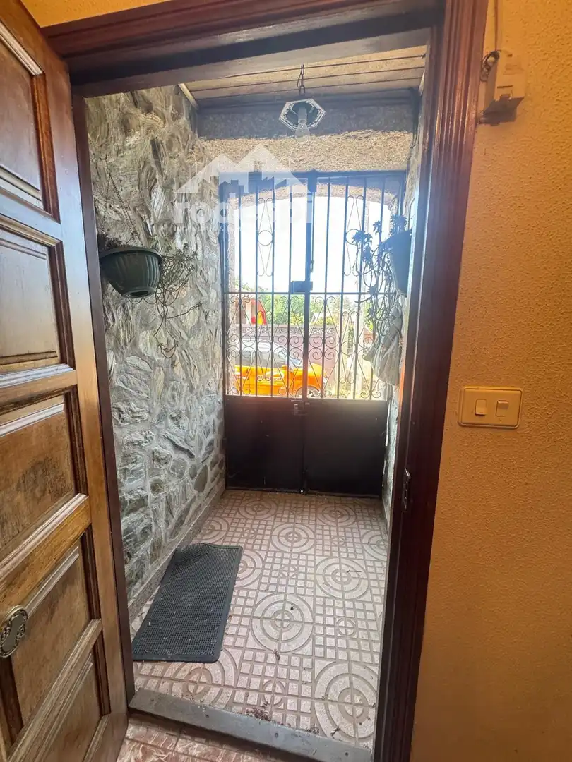 Casa o xalet en venda en Ponteareas amb Calefacció, Traster i Piscina