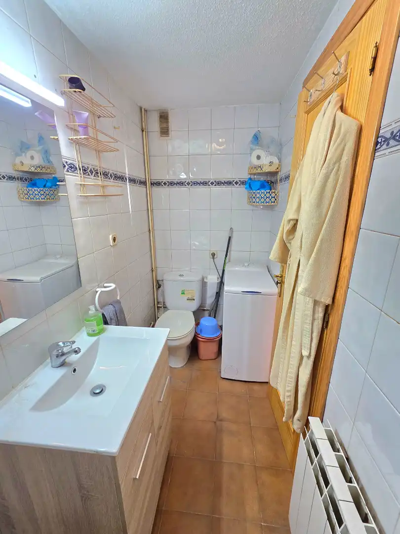 Baño de Ático en venta en Madrid con Aire acondicionado, Calefacción y Parquet