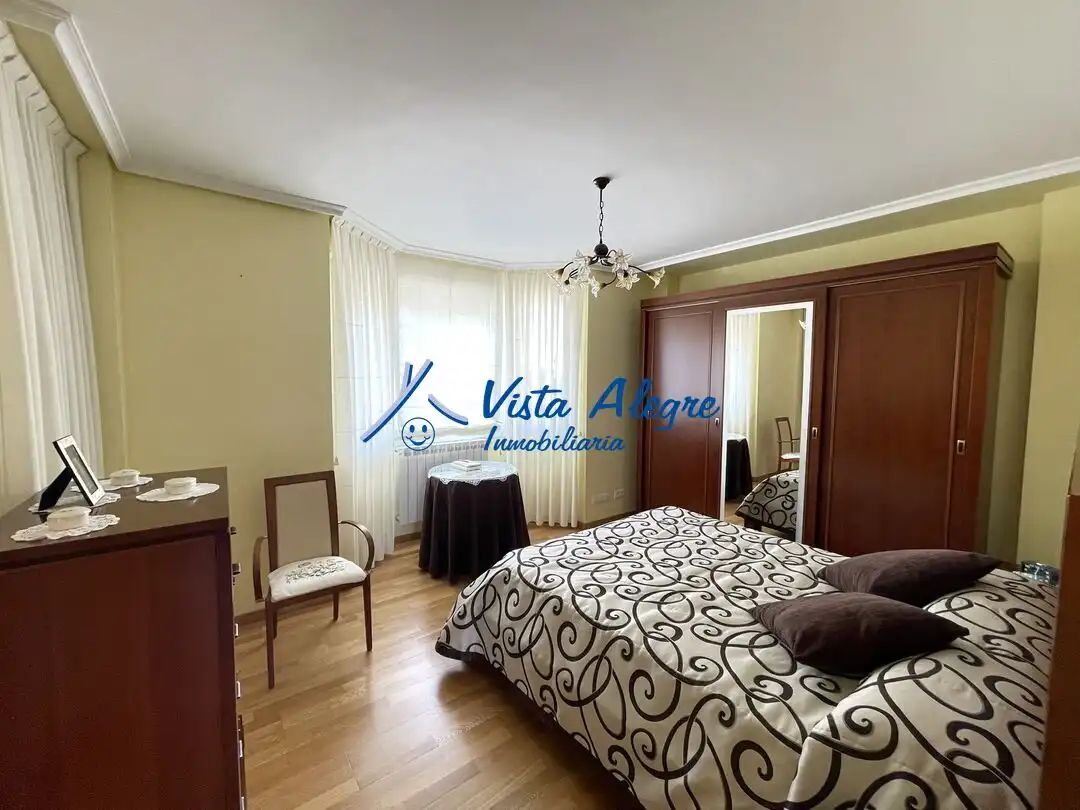 Bedroom of Detached homes for sale in Haro  with Heating, Parquet flooring and Terrace