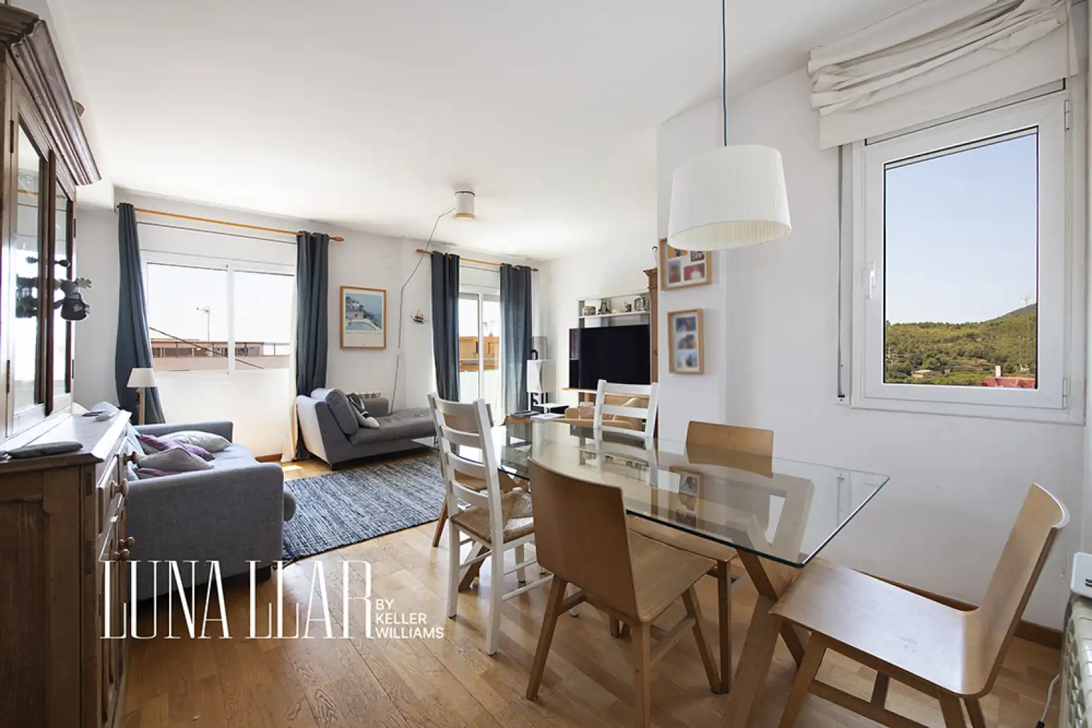 Wohnzimmer von Wohnung zum Verkauf in Castelldefels mit Klimaanlage, Heizung und Parkett