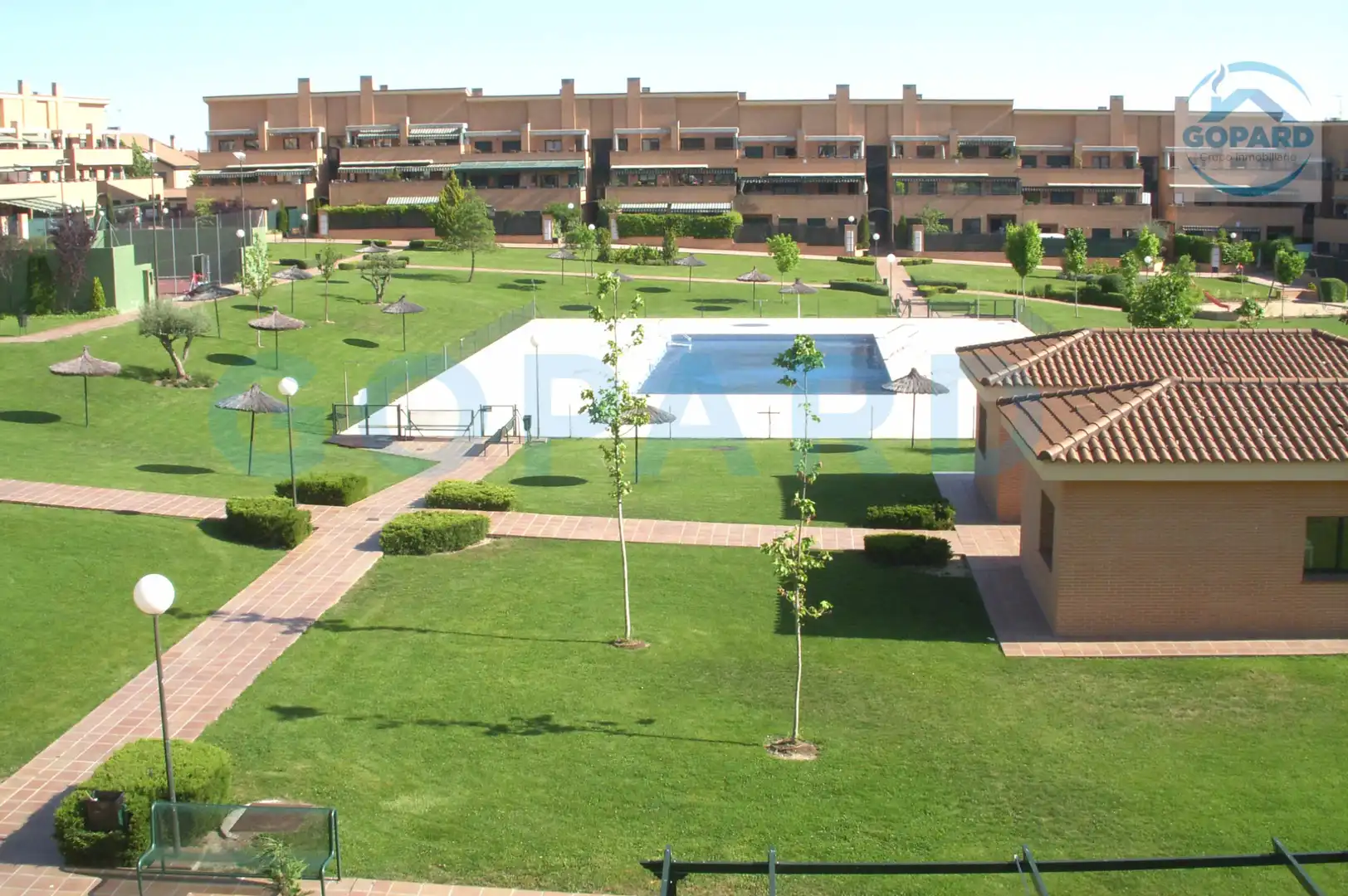 Jardí de Garatge de lloguer en Villanueva de la Cañada