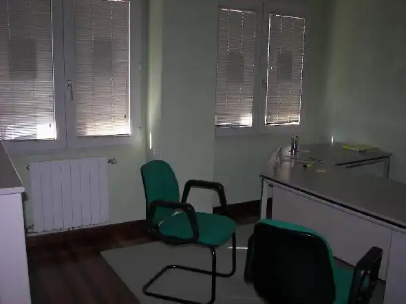 Business premises for sale in Puerto Chico, imagen 2