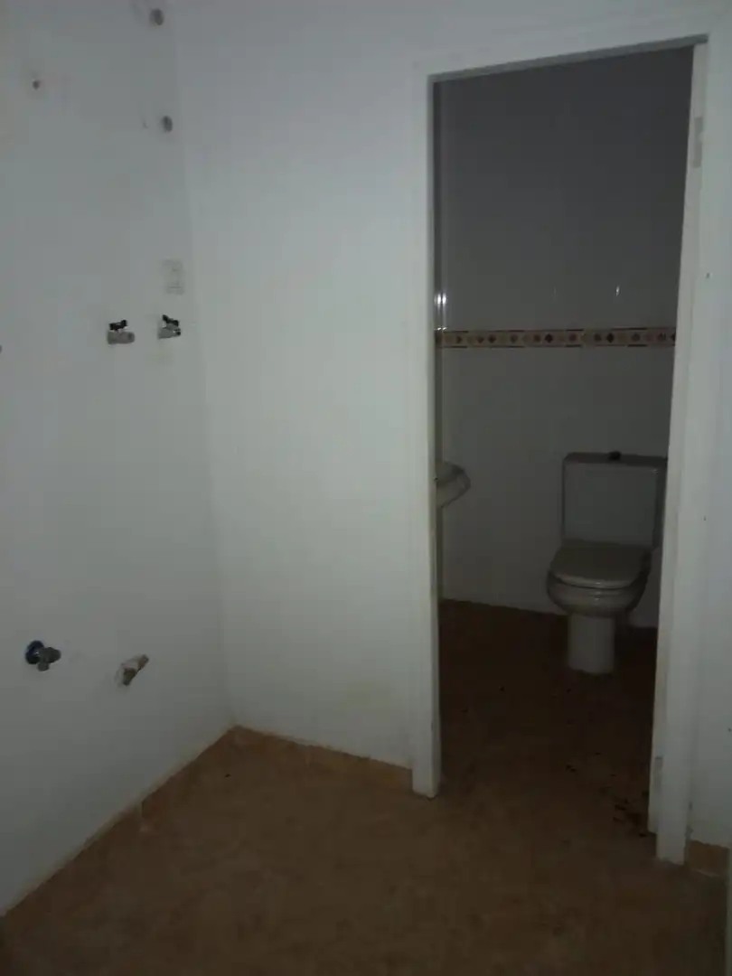 Local comercial en venta en Castilla - Hermida, imagen 5