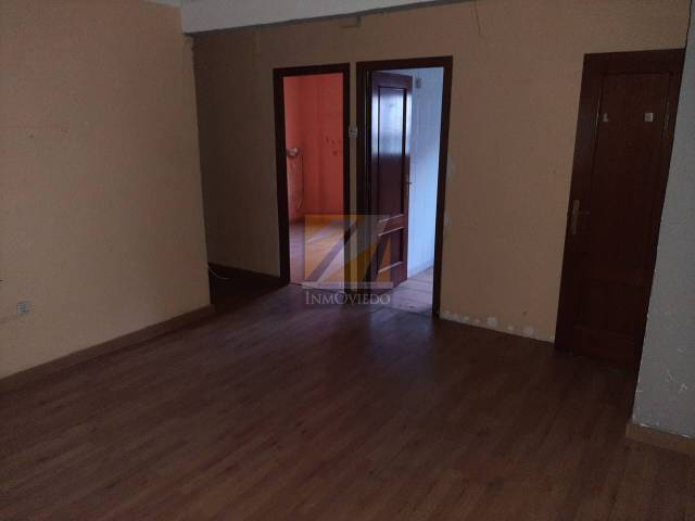 Piso en Venta en Comandante Janáriz en Fozaneldi - Tenderina