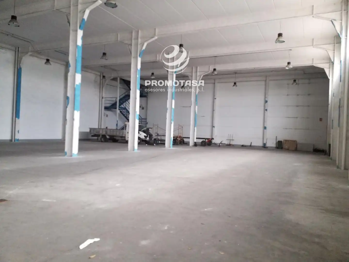 Nave industrial in vendita a Oficio