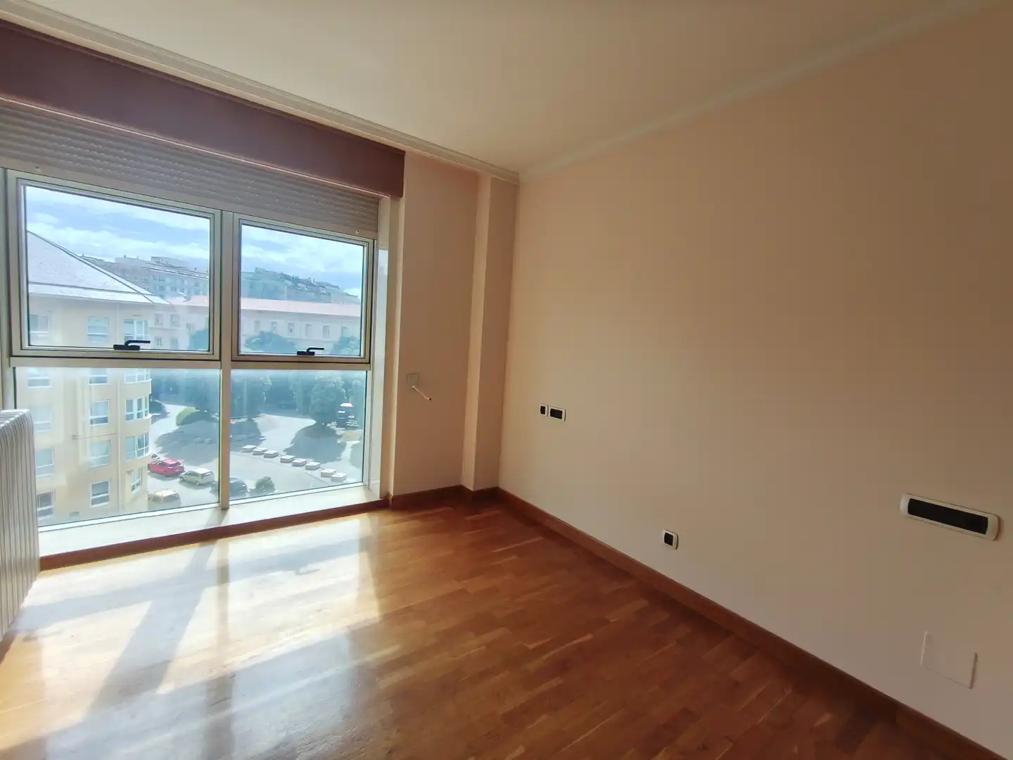 Schlafzimmer von Wohnung zur Miete in A Coruña Capital  mit Heizung, Parkett und Ofen
