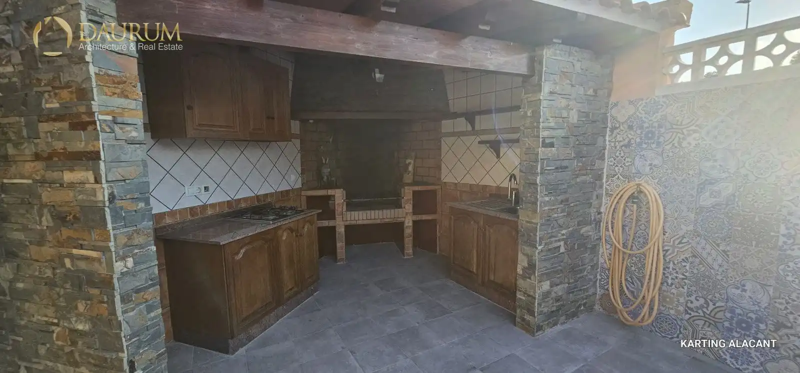 Kitchen of Detached homes for sale in San Vicente del Raspeig / Sant Vicent del Raspeig  with Air Conditioner, Private garden and Terrace