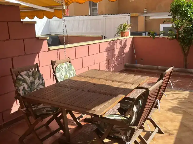 Terrasse von Maisonette zur Miete in San Bartolomé de Tirajana mit Klimaanlage, Schwimmbad und Möbliert