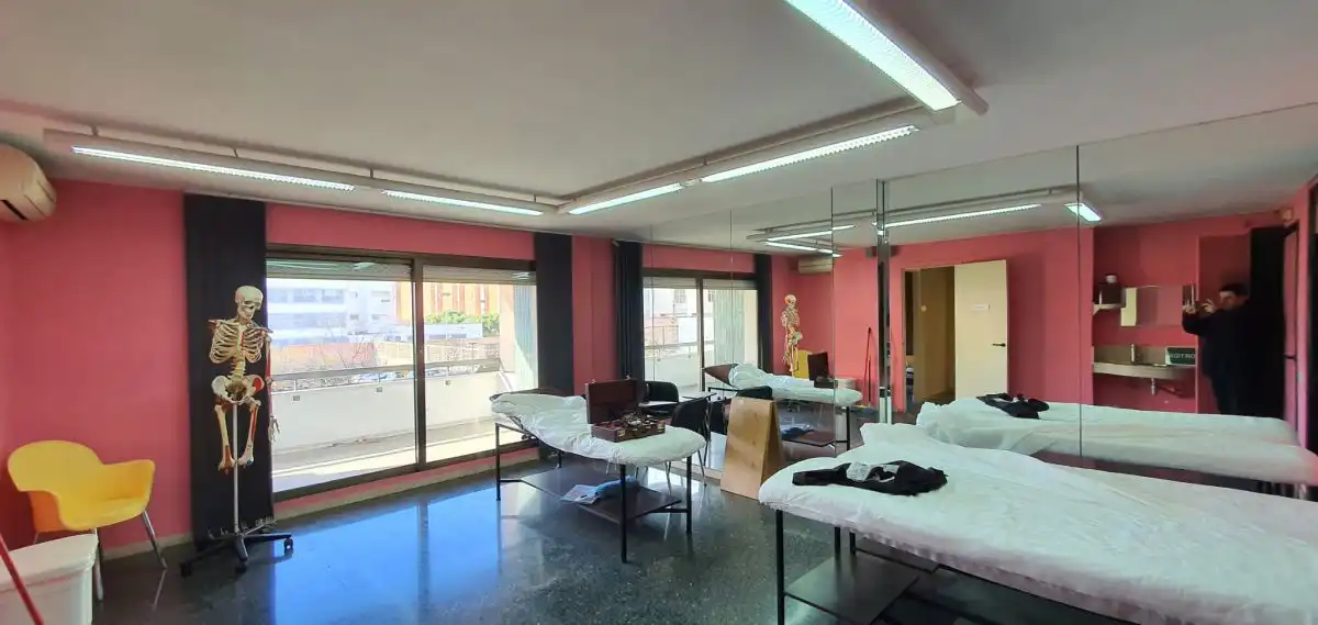 Büro zum Verkauf in Tarragona mit Klimaanlage, Heizung und Terrasse